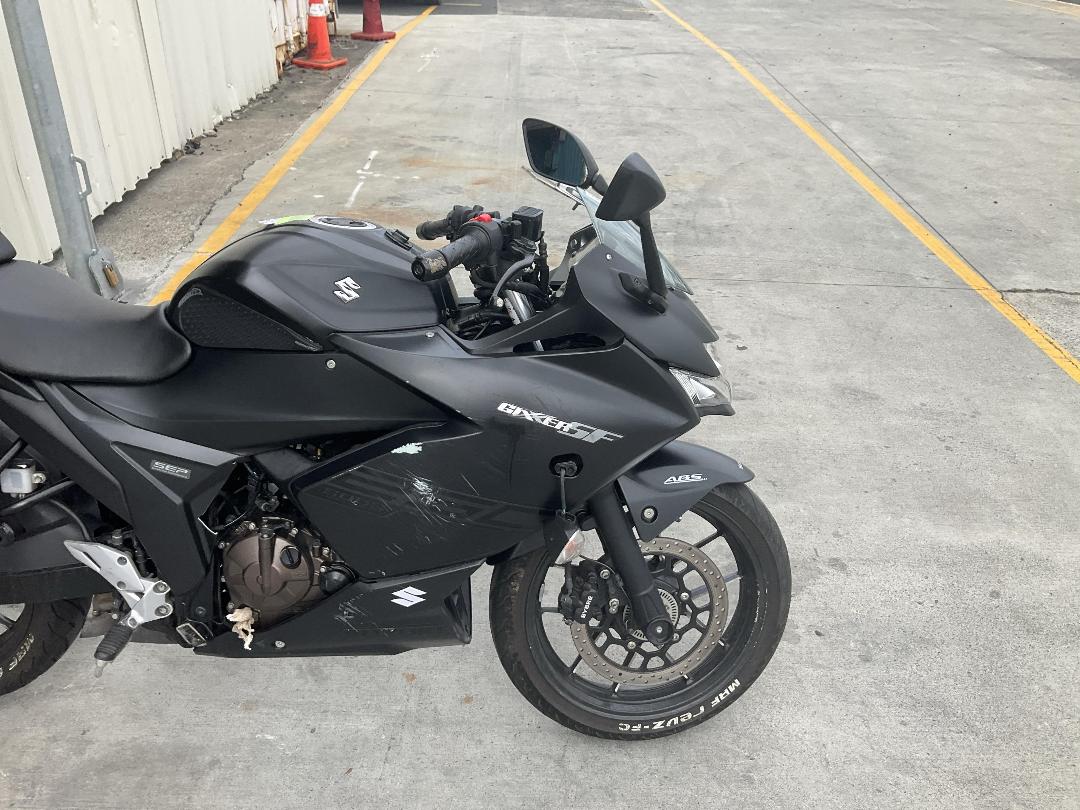 Photo '12' of Suzuki GSX250Frll9 no submodel Photo '12' of Suzuki GSX250Frll9 no submodel