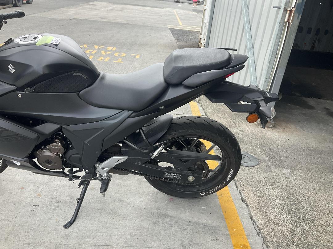 Photo '14' of Suzuki GSX250Frll9 no submodel Photo '14' of Suzuki GSX250Frll9 no submodel