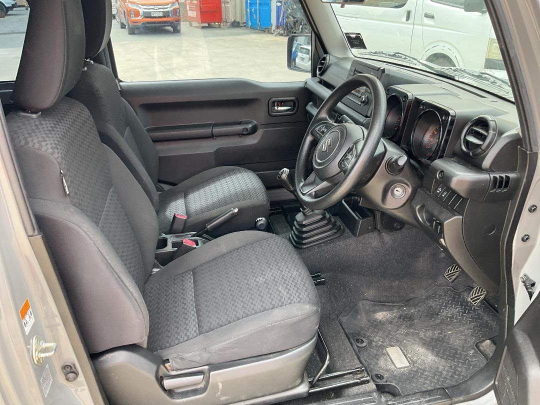 Photo '9' of Suzuki Jimny JX Photo '9' of Suzuki Jimny JX