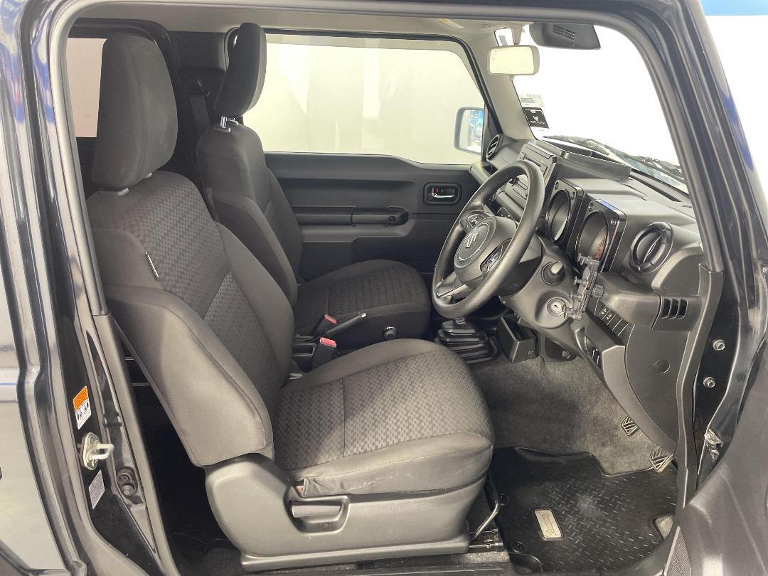 Photo '16' of Suzuki Jimny Photo '16' of Suzuki Jimny