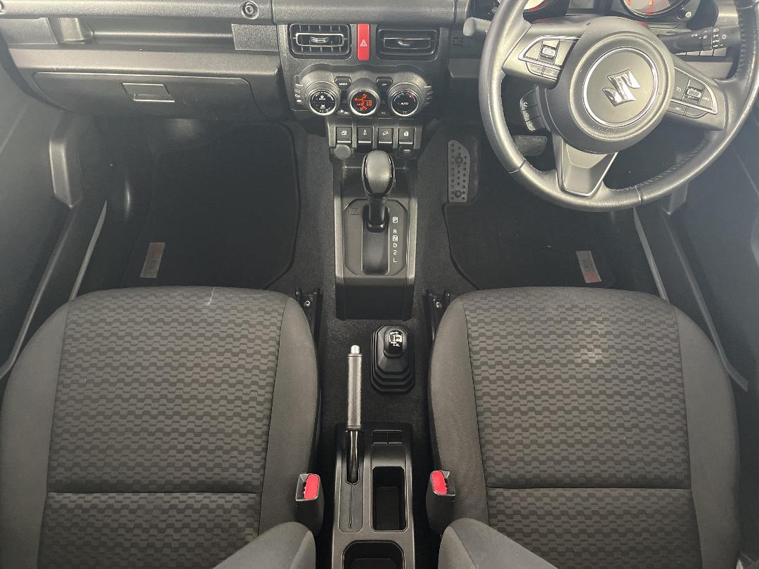 Photo '18' of Suzuki Jimny