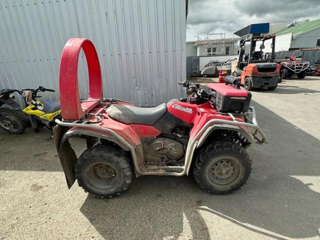 Photo '2' of Suzuki LT-A400F Photo '2' of Suzuki LT-A400F