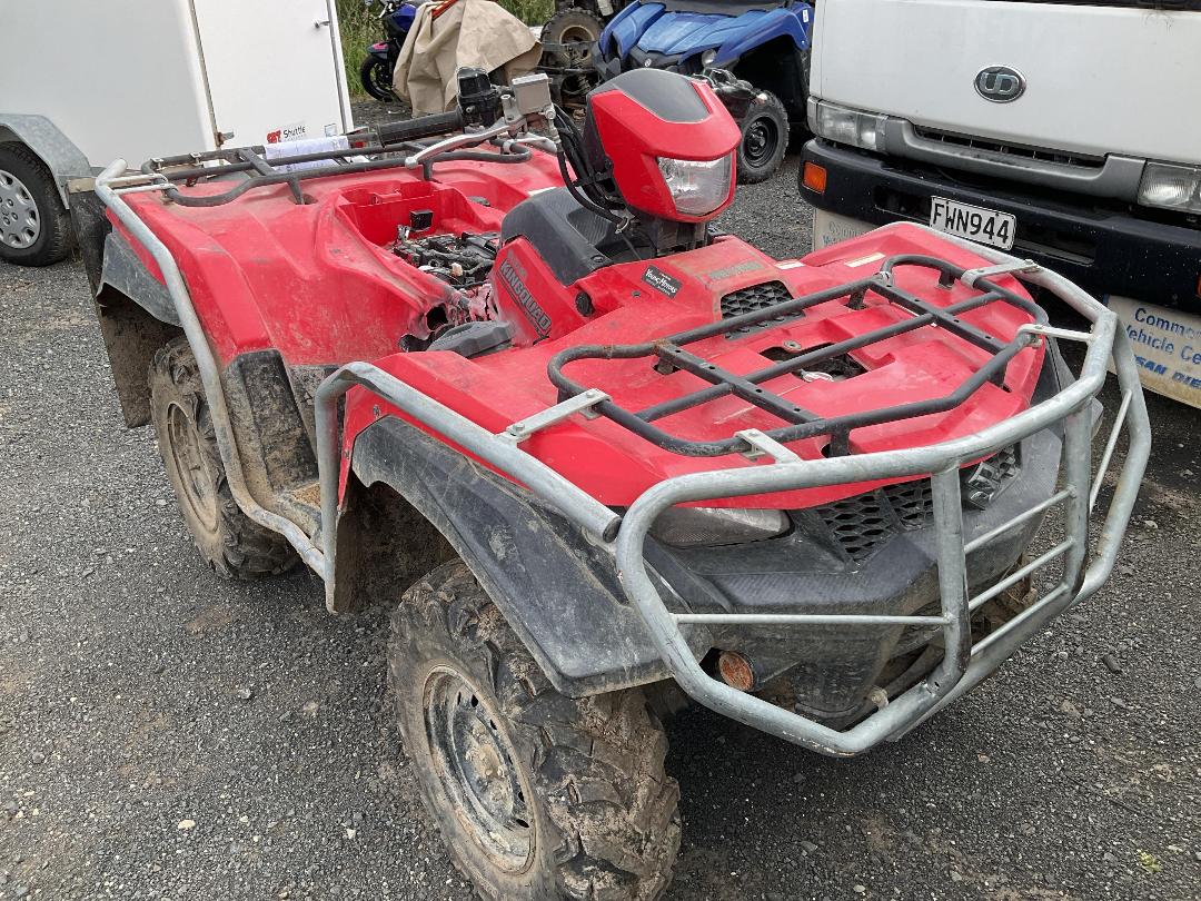 Photo '2' of Suzuki LTA500 XPM0