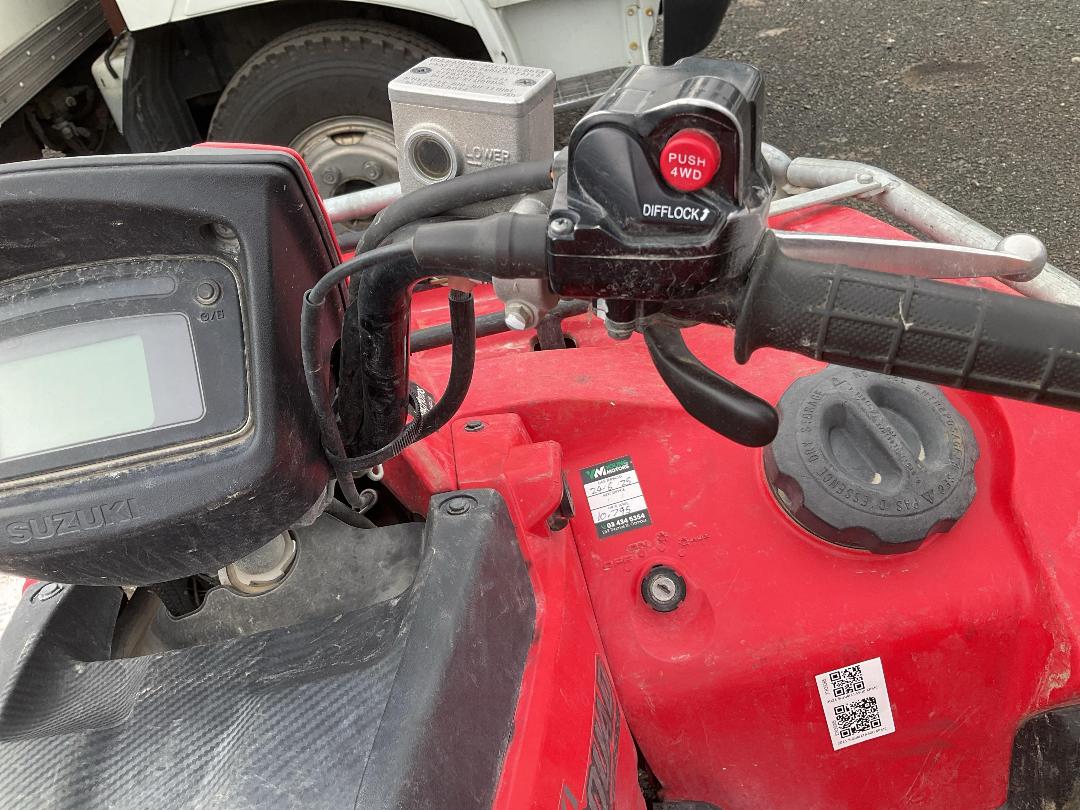 Photo '7' of Suzuki LTA500 XPM0