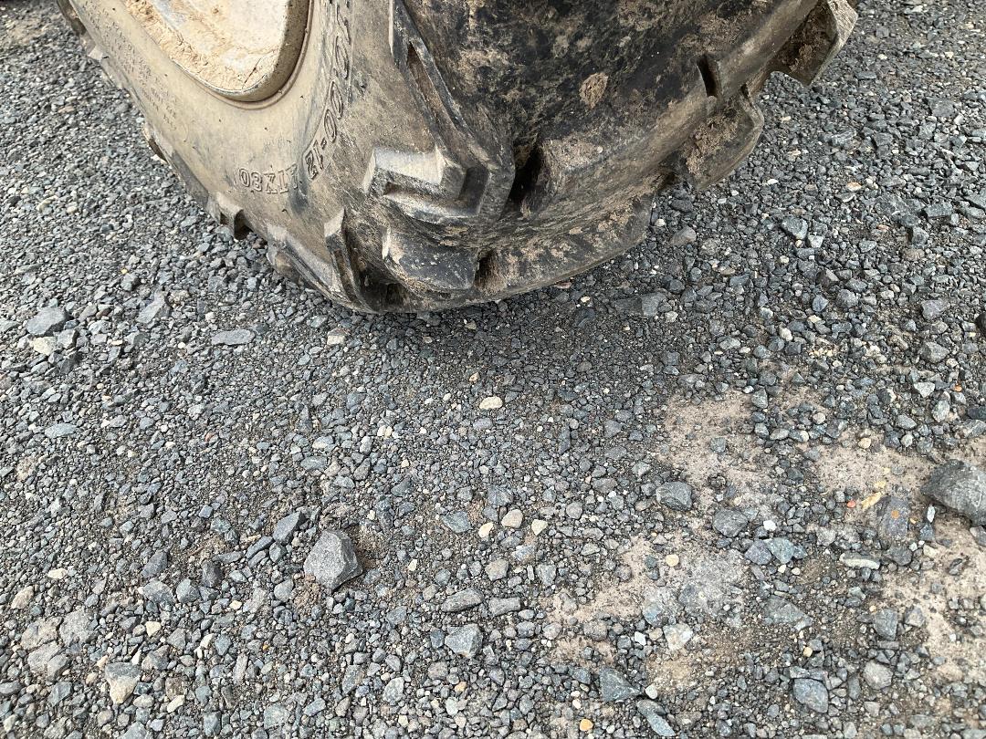 Photo '11' of Suzuki LTA500 XPM0