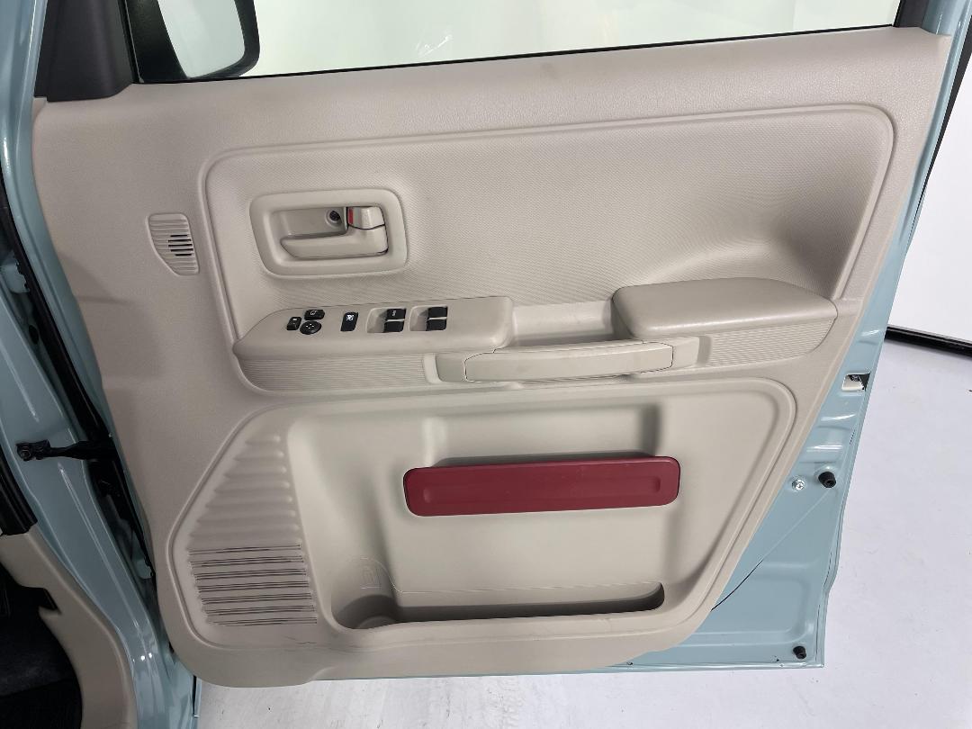 Photo '15' of Suzuki Spacia