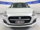 Thumbnail '2' of Suzuki Swift