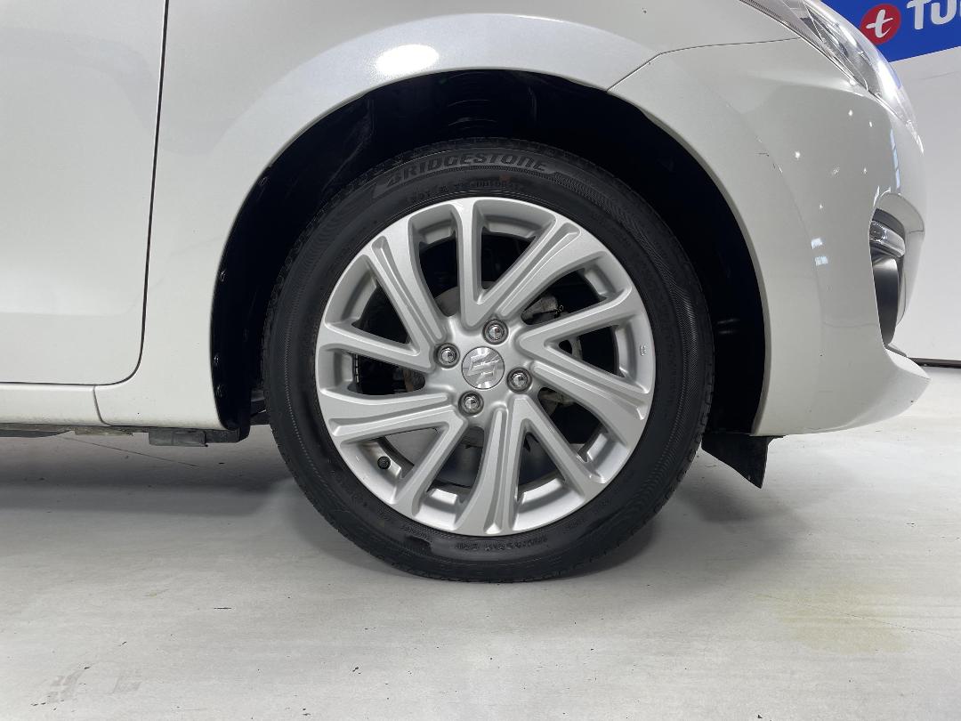 Photo '9' of Suzuki Swift