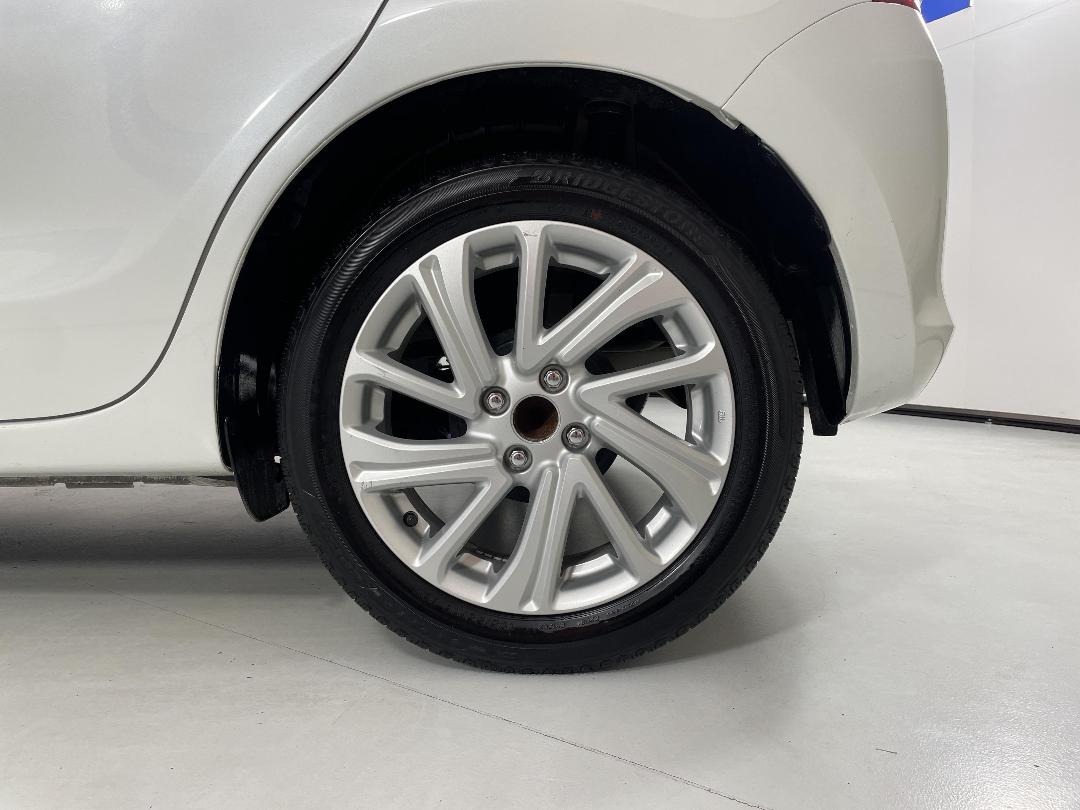 Photo '11' of Suzuki Swift