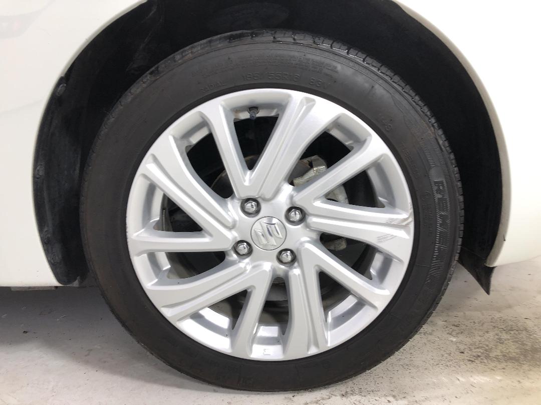 Photo '9' of Suzuki Swift