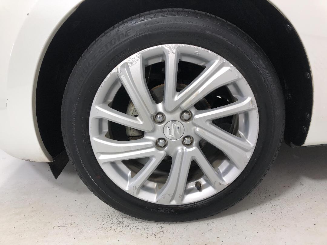 Photo '10' of Suzuki Swift