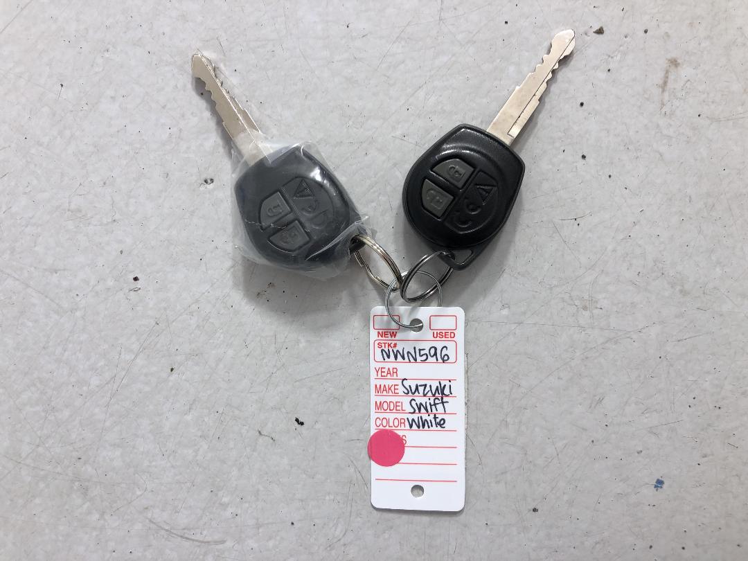 Photo '22' of Suzuki Swift