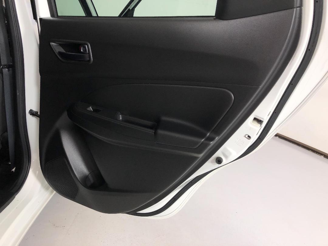 Photo '19' of Suzuki Swift