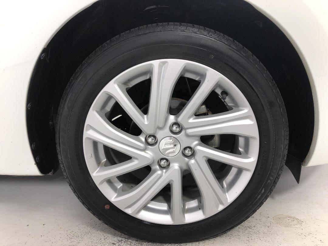 Photo '9' of Suzuki Swift