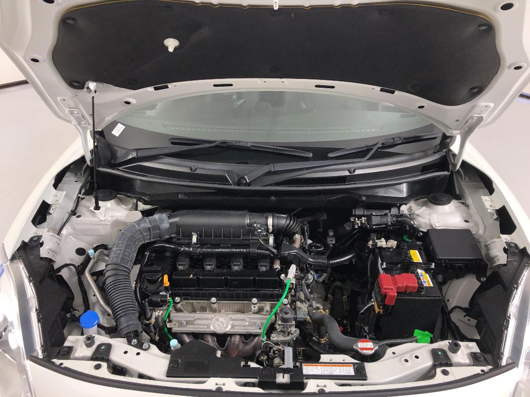 Photo '13' of Suzuki Swift