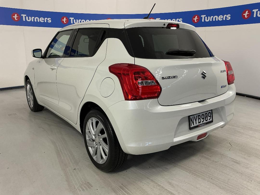 Photo '5' of Suzuki Swift