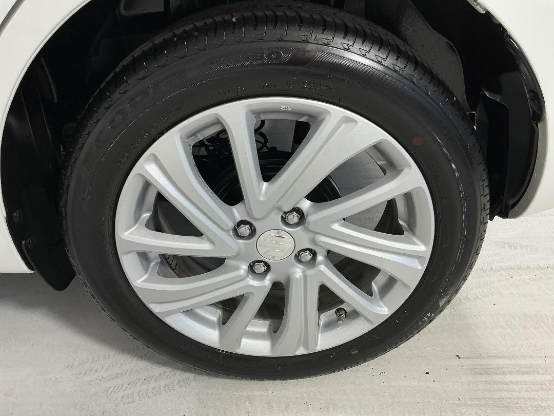 Photo '11' of Suzuki Swift