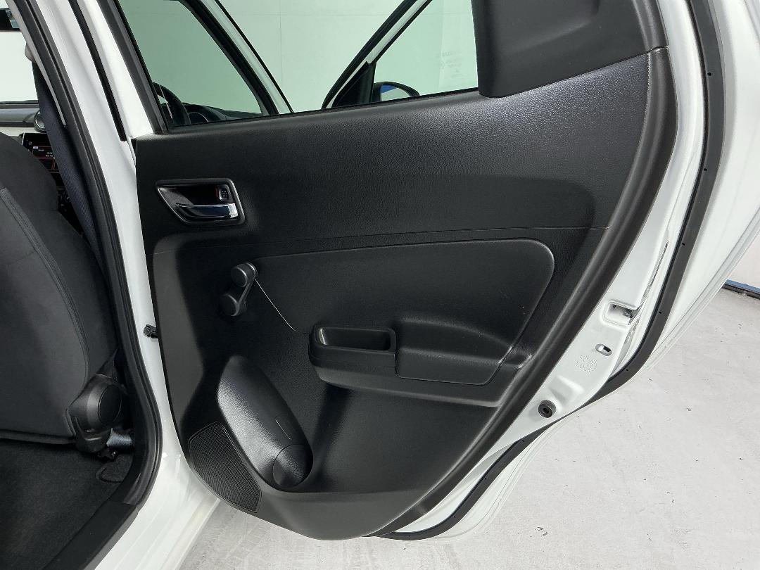 Photo '19' of Suzuki Swift