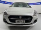 Thumbnail '2' of Suzuki Swift