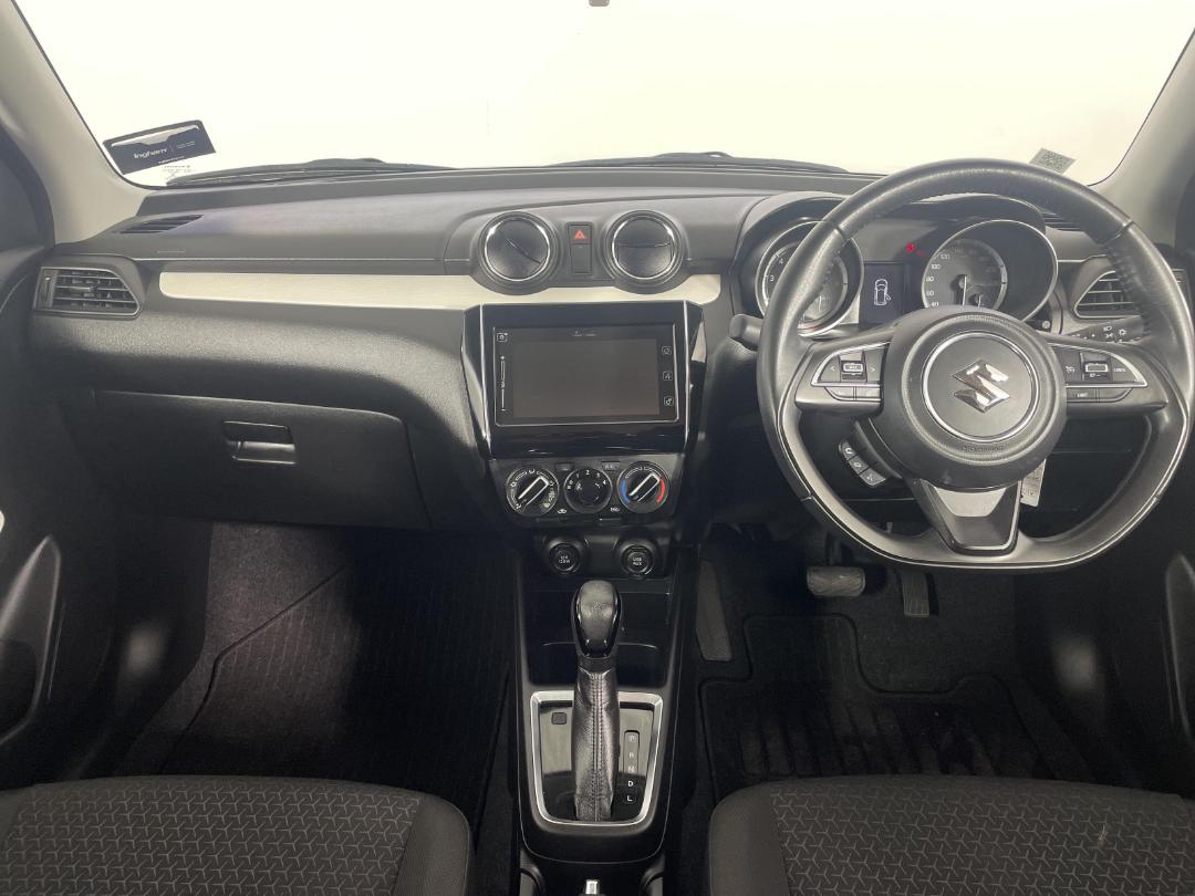 Photo '17' of Suzuki Swift