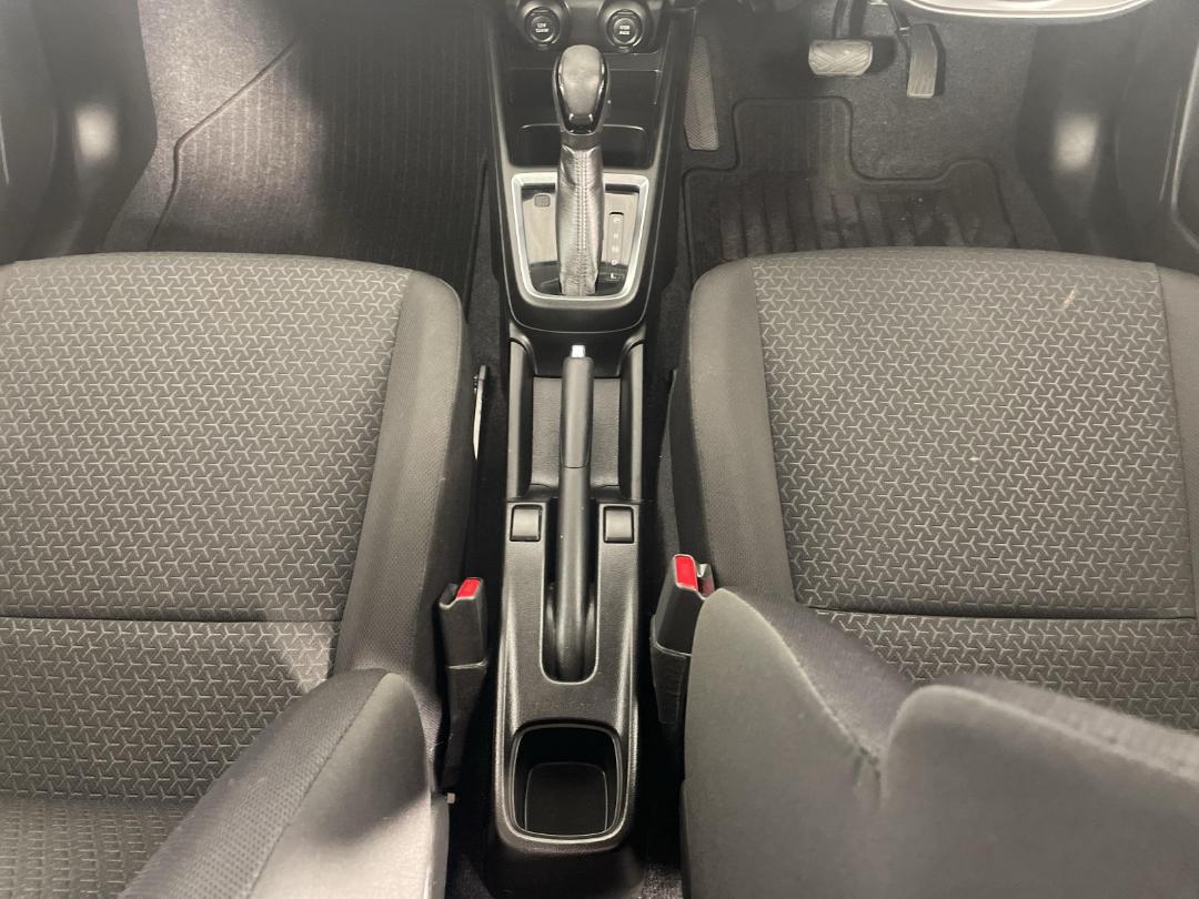 Photo '18' of Suzuki Swift