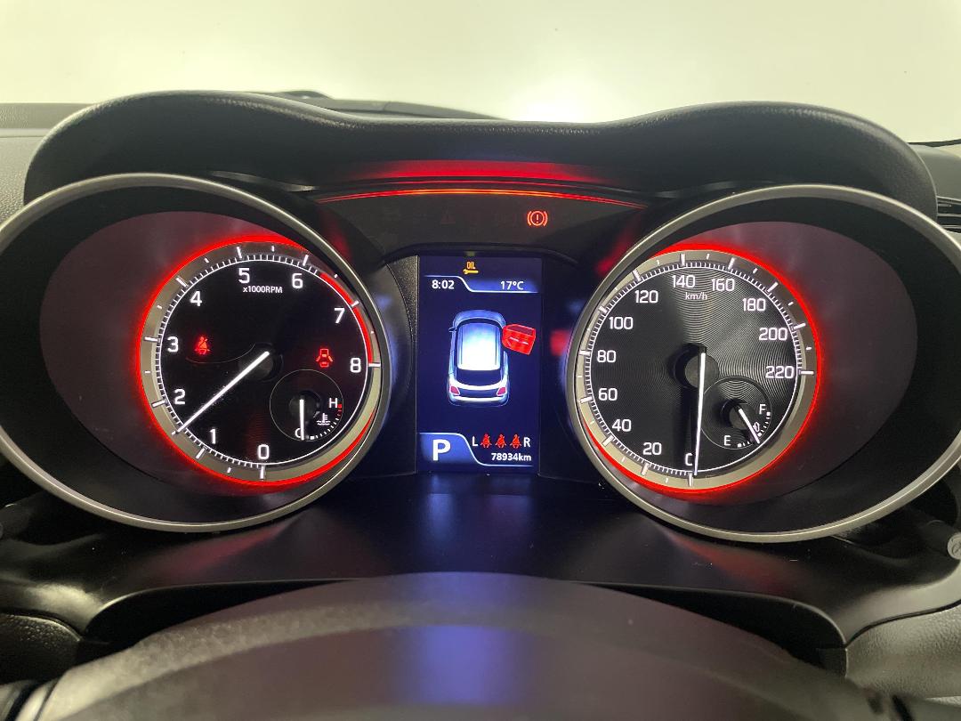 Photo '21' of Suzuki Swift