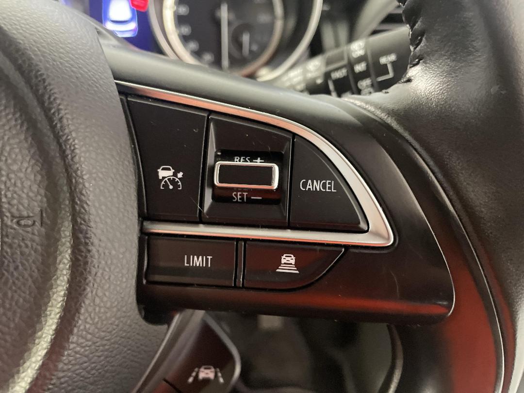 Photo '25' of Suzuki Swift