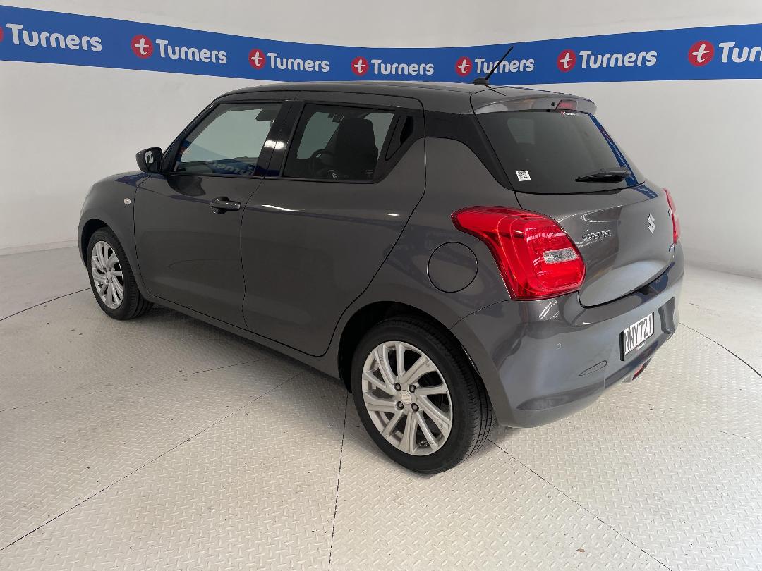 Photo '5' of Suzuki Swift