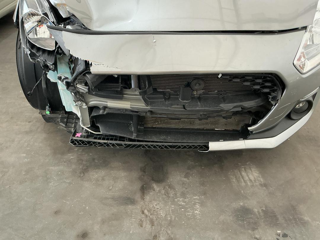 Photo '5' of Suzuki Swift GL