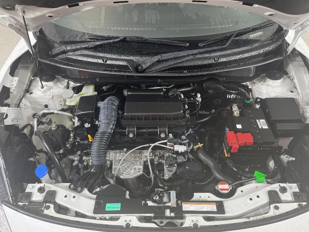 Photo '13' of Suzuki Swift