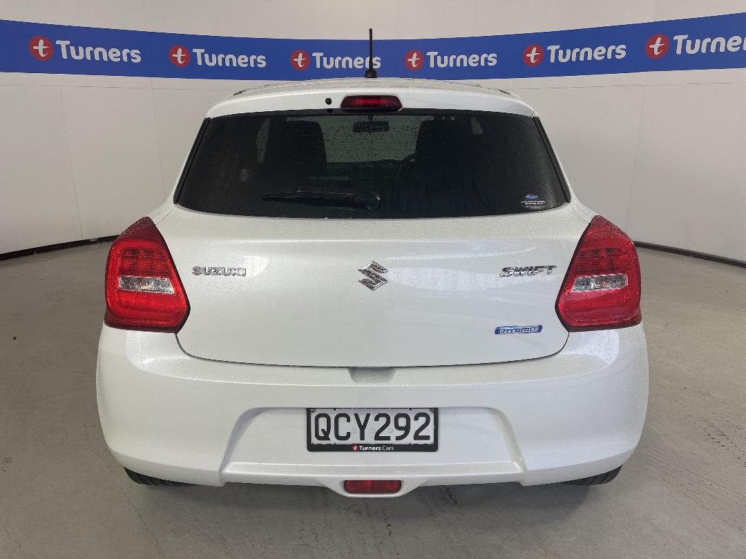 Photo '6' of Suzuki Swift