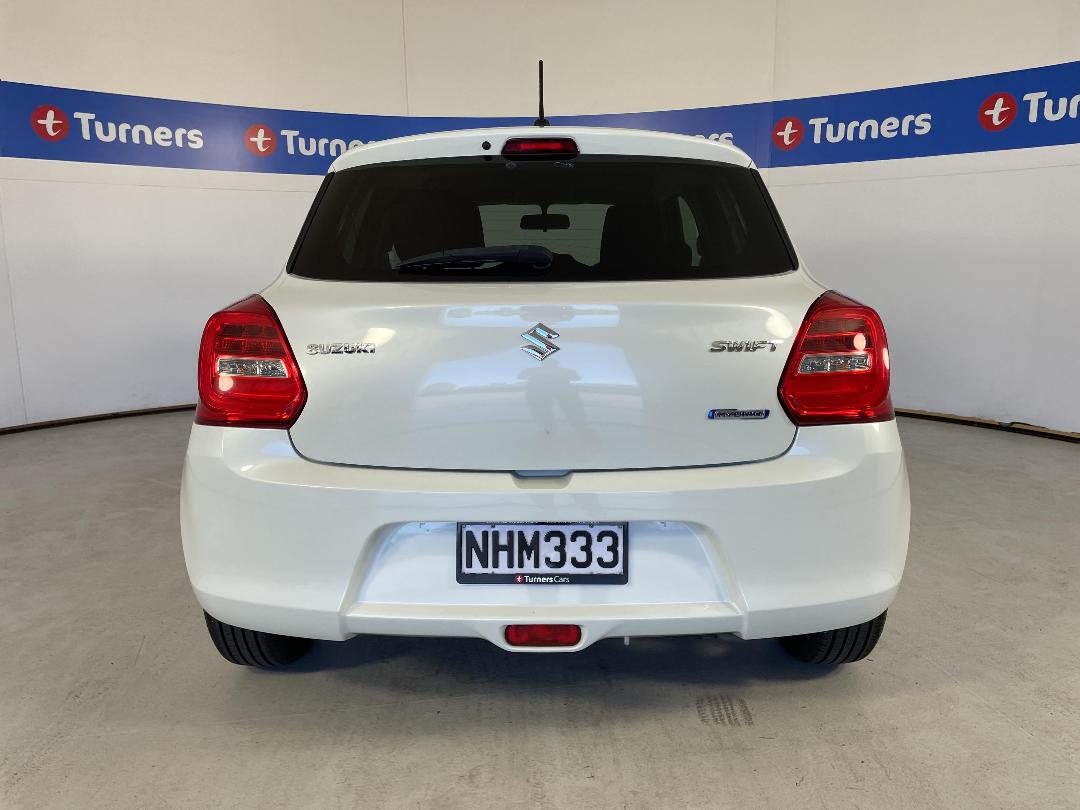 Photo '6' of Suzuki Swift