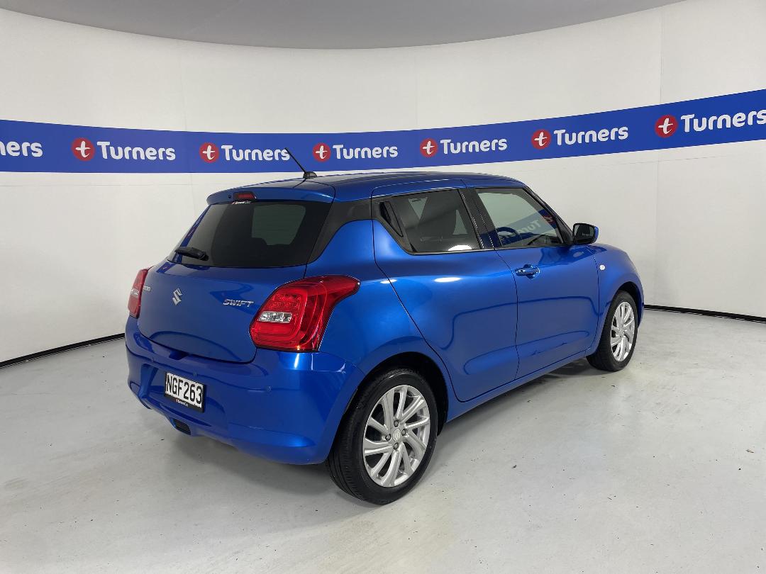 Photo '7' of Suzuki Swift Photo '7' of Suzuki Swift