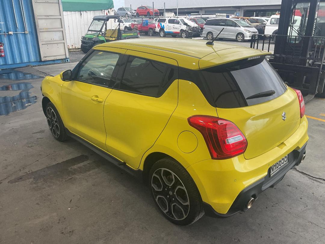 Photo '9' of Suzuki Swift Sport