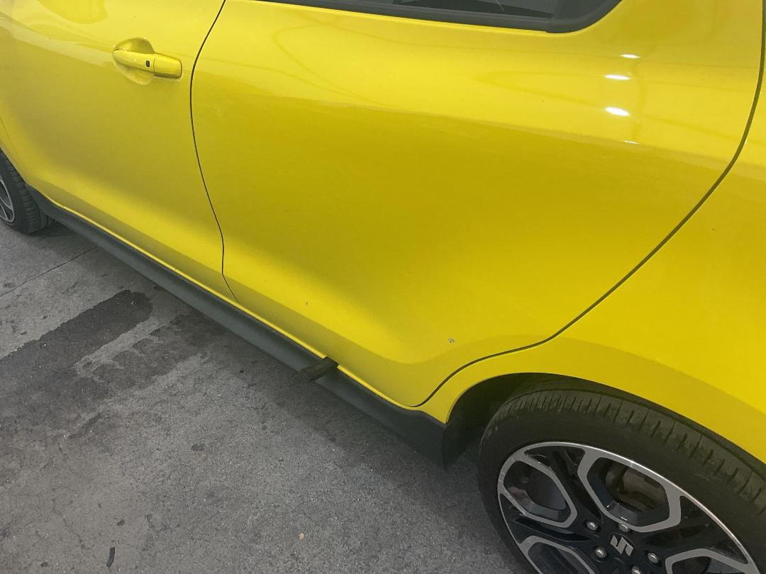 Photo '11' of Suzuki Swift Sport