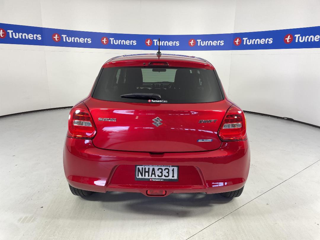 Photo '6' of Suzuki Swift