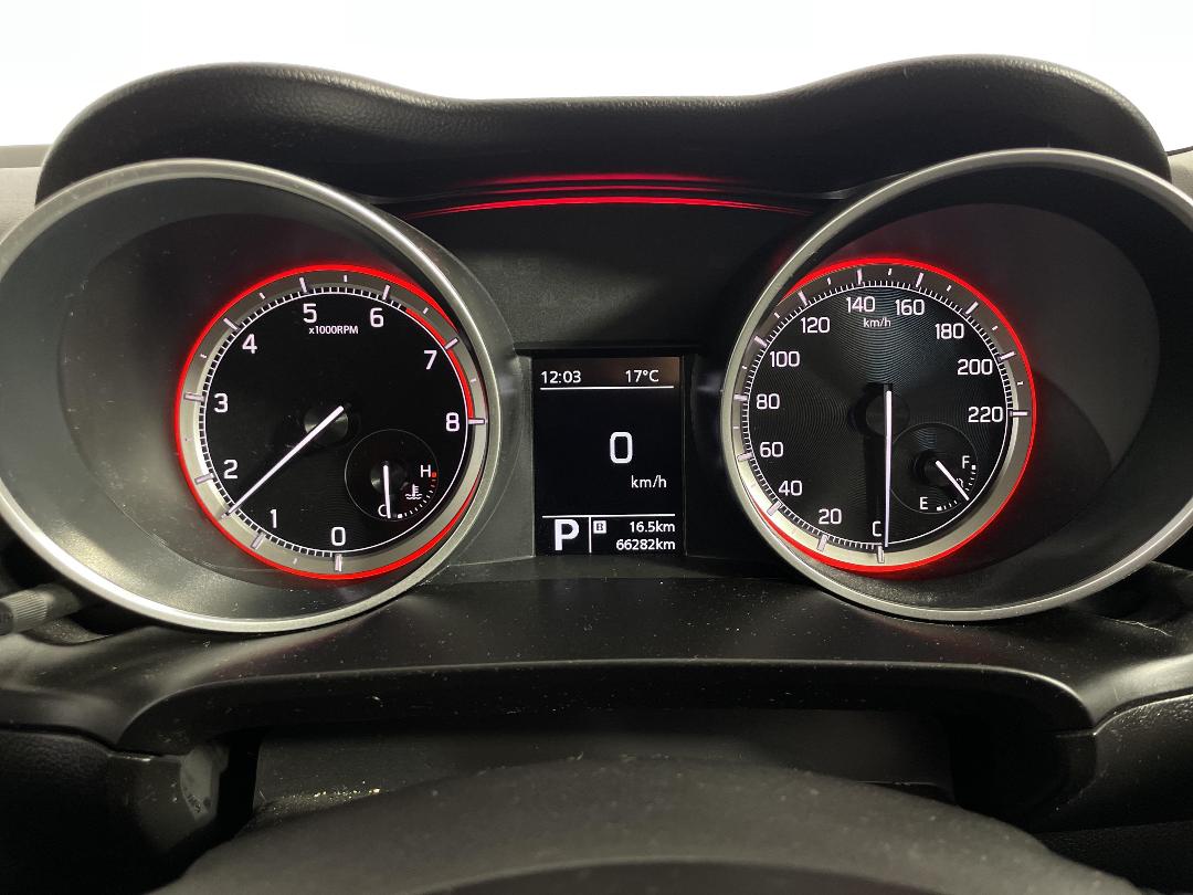 Photo '21' of Suzuki Swift