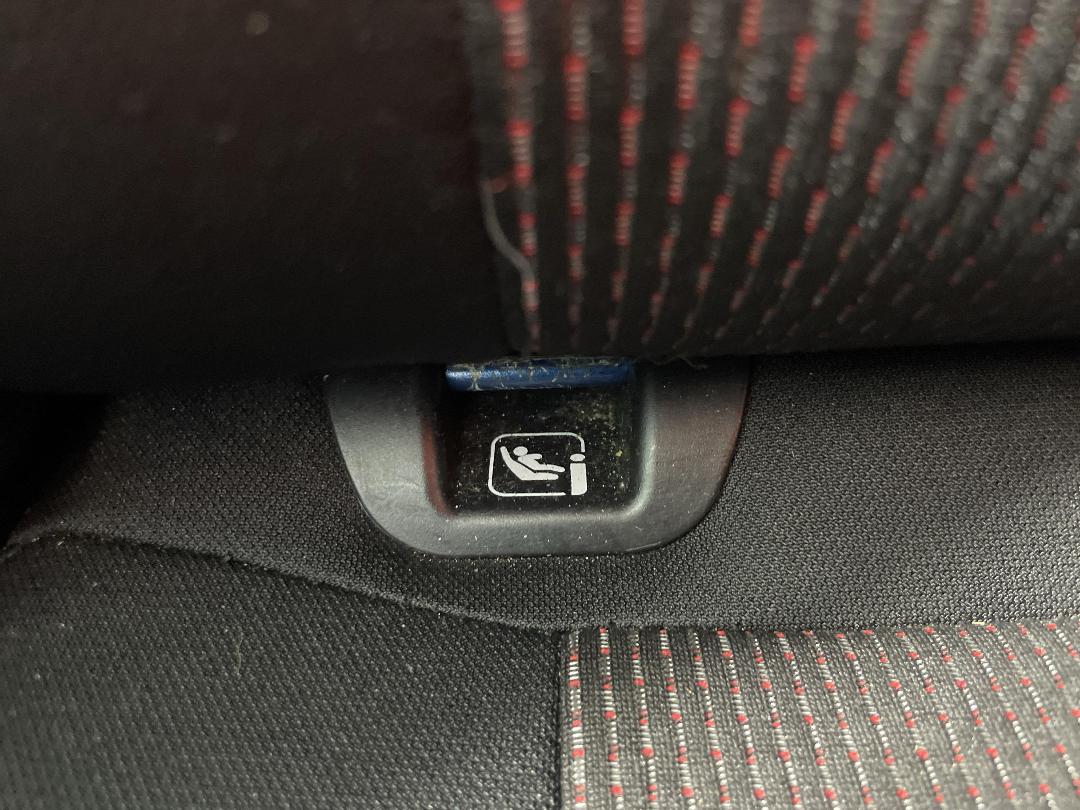 Photo '23' of Suzuki Swift