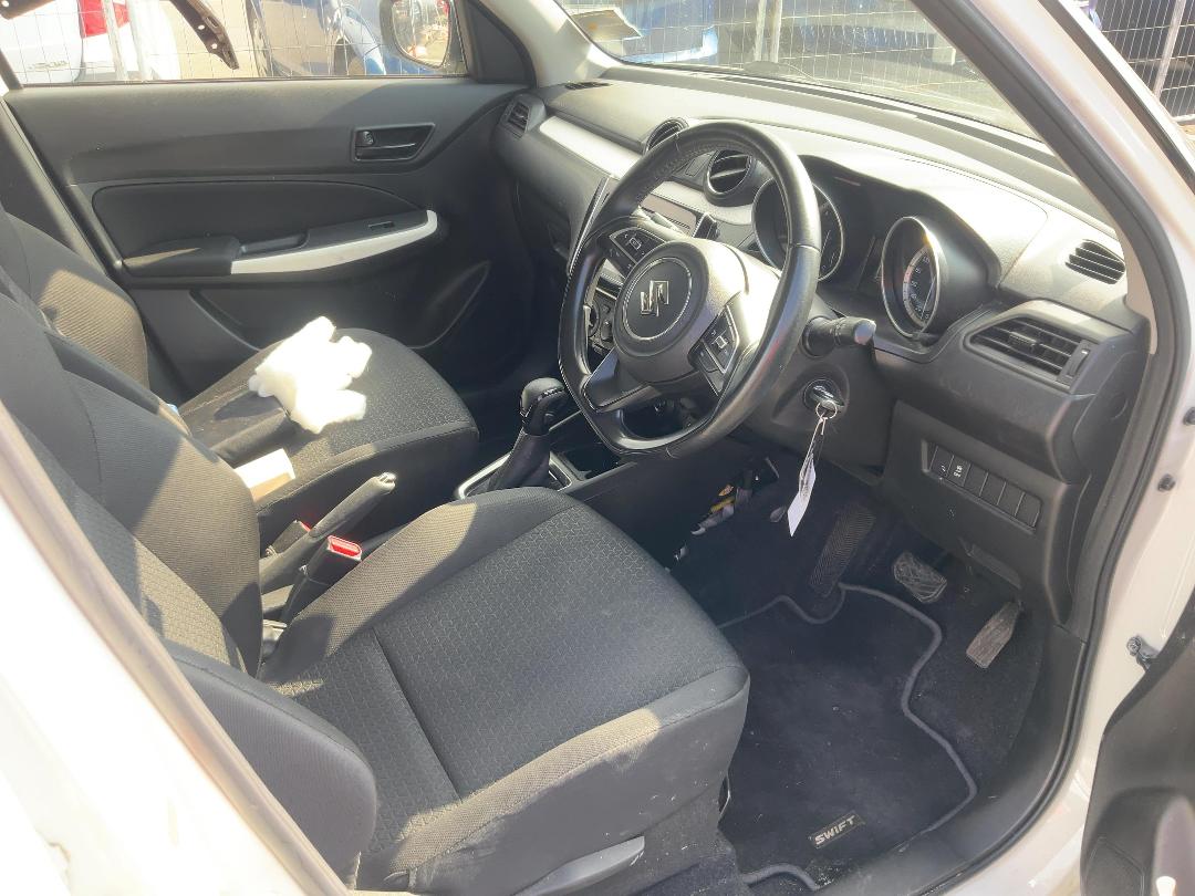 Photo '11' of Suzuki Swift GL