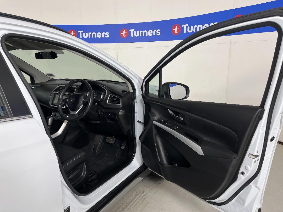 Photo '15' of Suzuki SX4 S-Cross