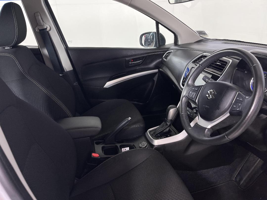 Photo '16' of Suzuki SX4 S-Cross