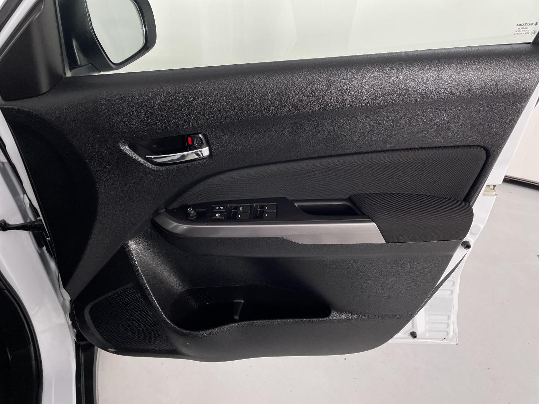 Photo '15' of Suzuki Vitara