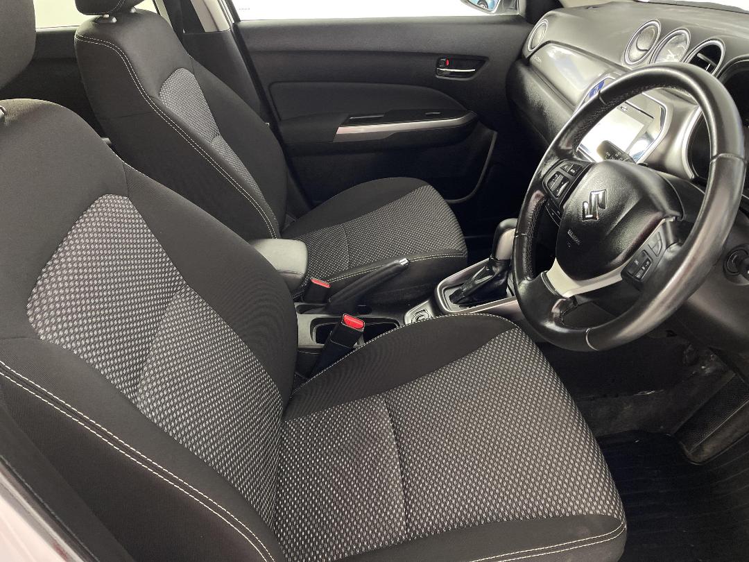 Photo '16' of Suzuki Vitara