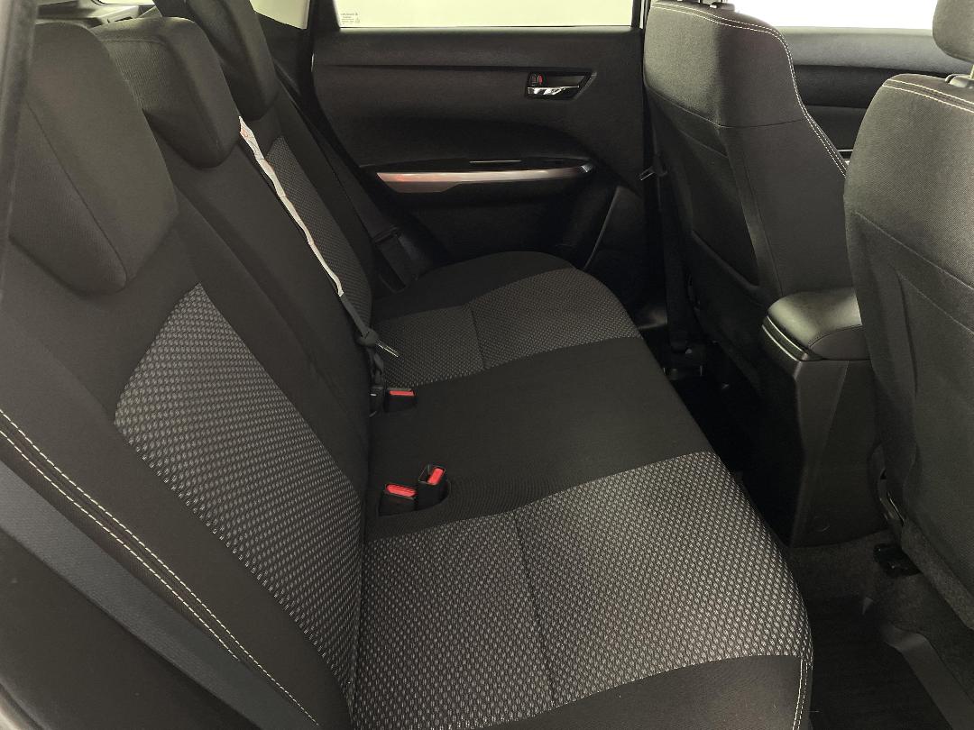 Photo '20' of Suzuki Vitara