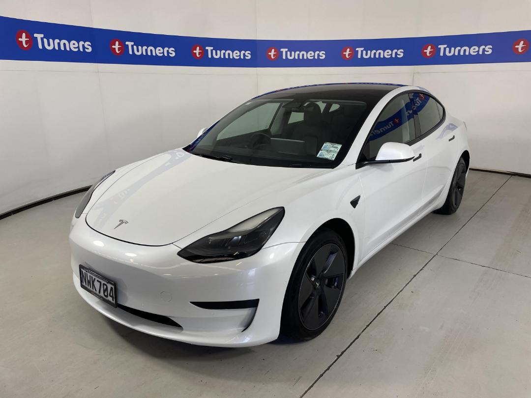 Photo '4' of Tesla Model 3