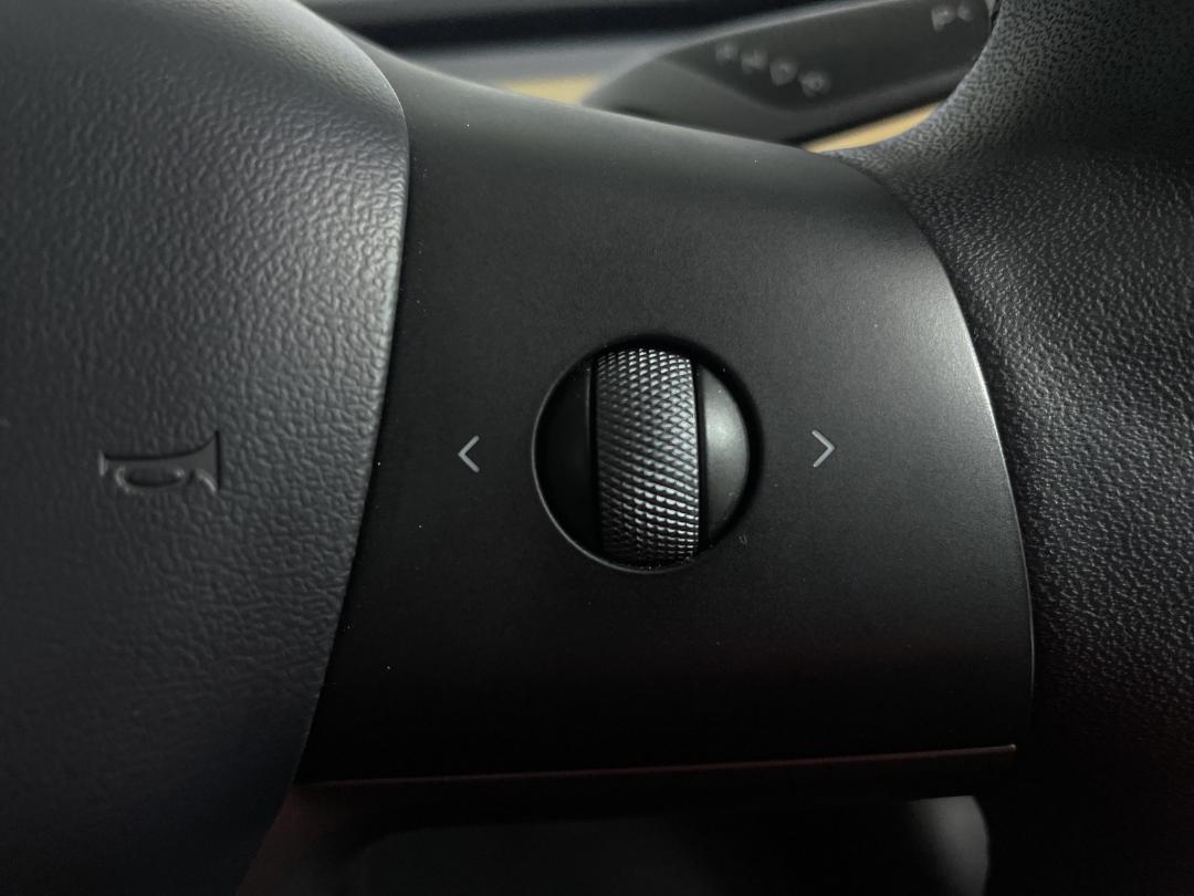 Photo '25' of Tesla Model 3