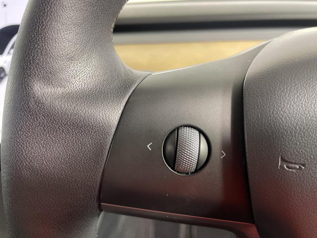 Photo '26' of Tesla Model 3