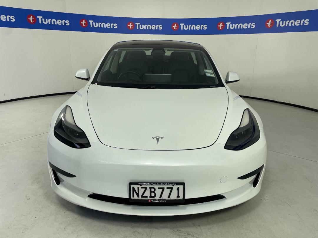 Photo '2' of Tesla Model 3