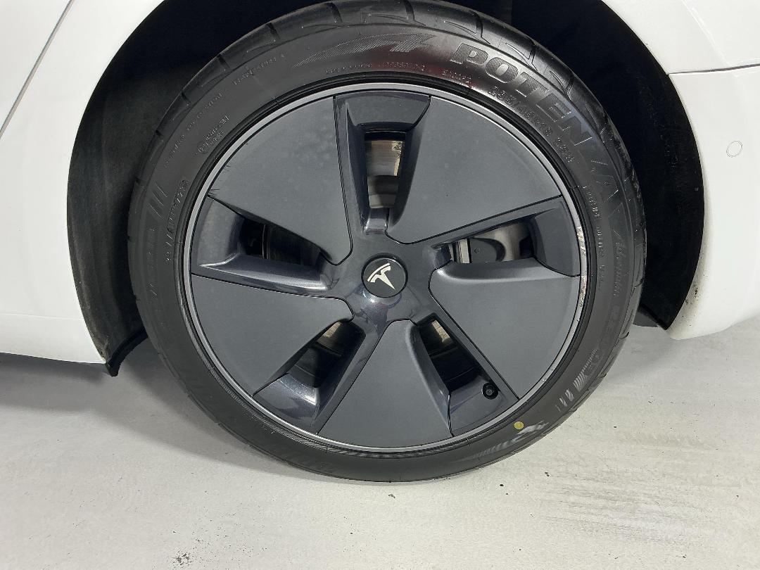 Photo '11' of Tesla Model 3 Photo '11' of Tesla Model 3