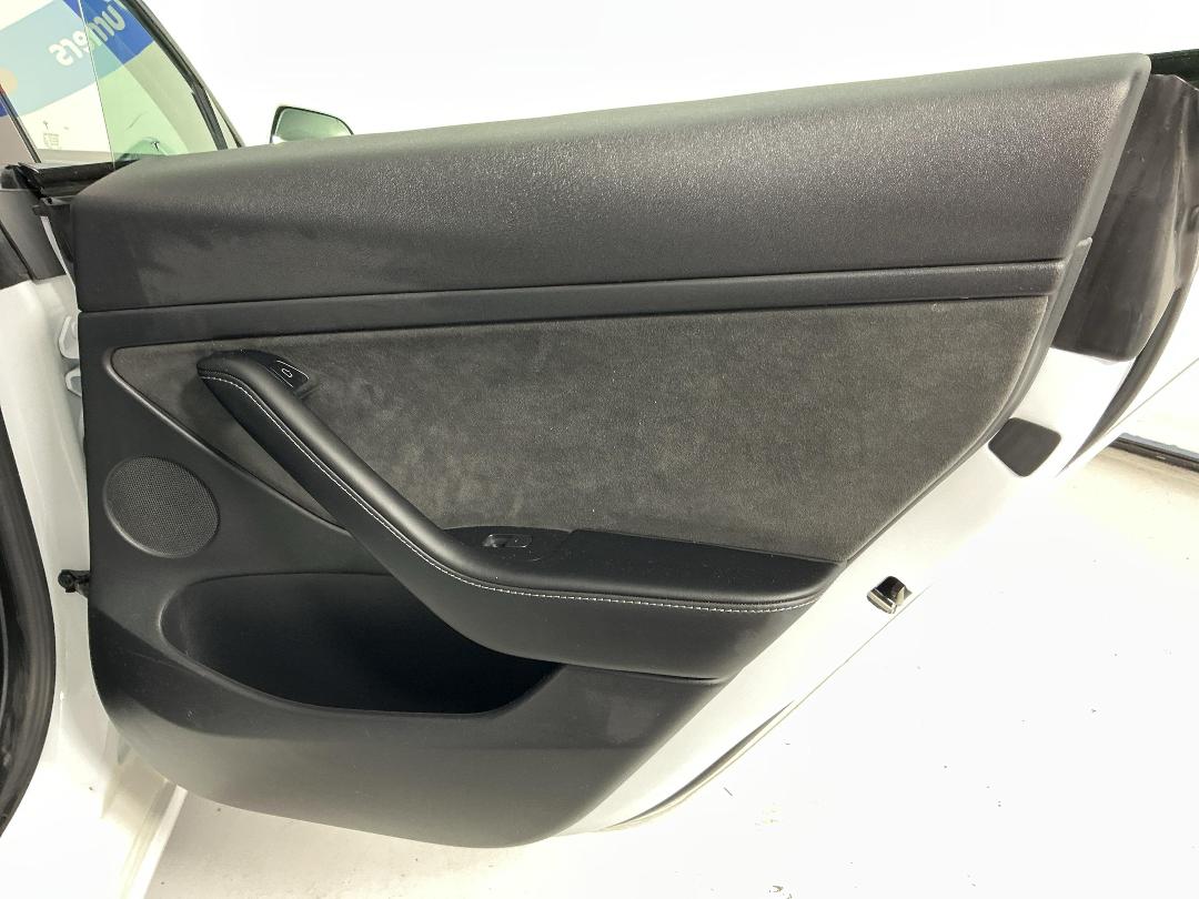 Photo '19' of Tesla Model 3 Photo '19' of Tesla Model 3